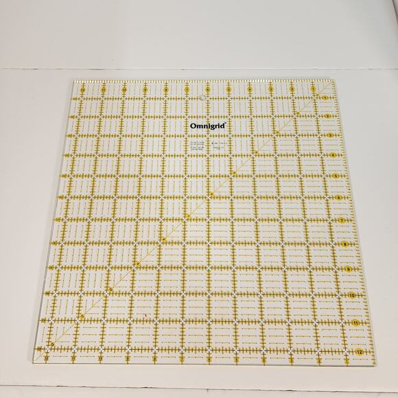 1988 Omnigrid Clear Quilting Cutting Measuring Mat 12x12 Sewing Crafts USA (11) - Picture 4 of 5